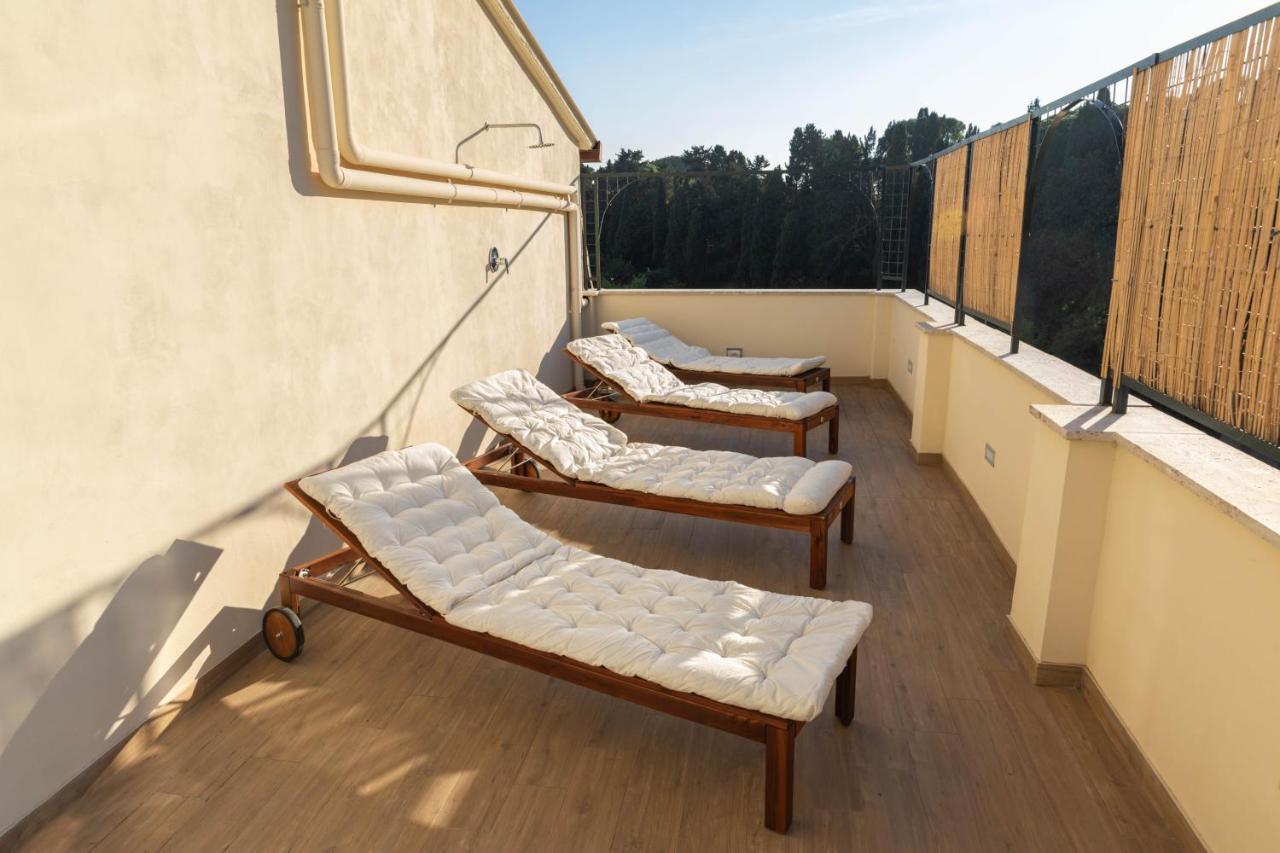 Colosseo Brightful Apartment With Rooftop Roma Esterno foto