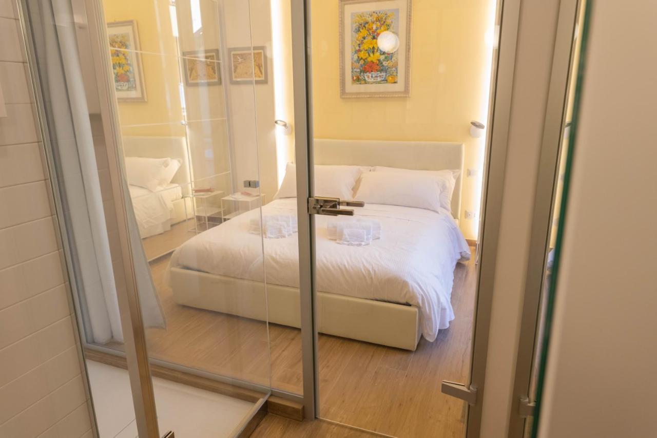Colosseo Brightful Apartment With Rooftop Roma Esterno foto